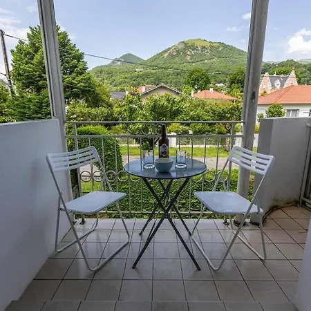 Apartment Joli T2 Pres Du Parc Thermal